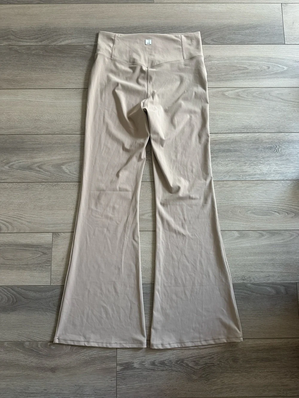 Vuori Light Beige Wide Leg Flare Leggings